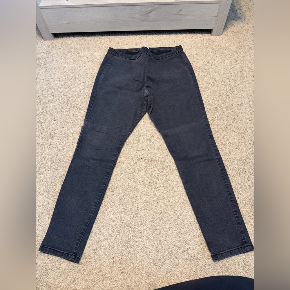 Jennifer Lopez Women’s Dark Gray Skinny Jeans